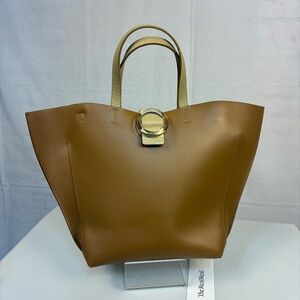 IMAGO-A No. 50 Shell Tote in Tan Leather
